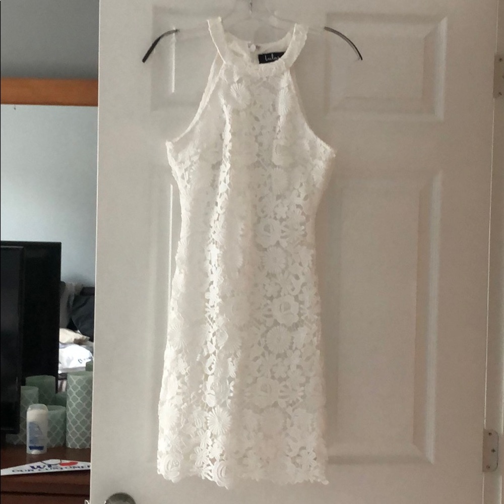 Lace white dress
